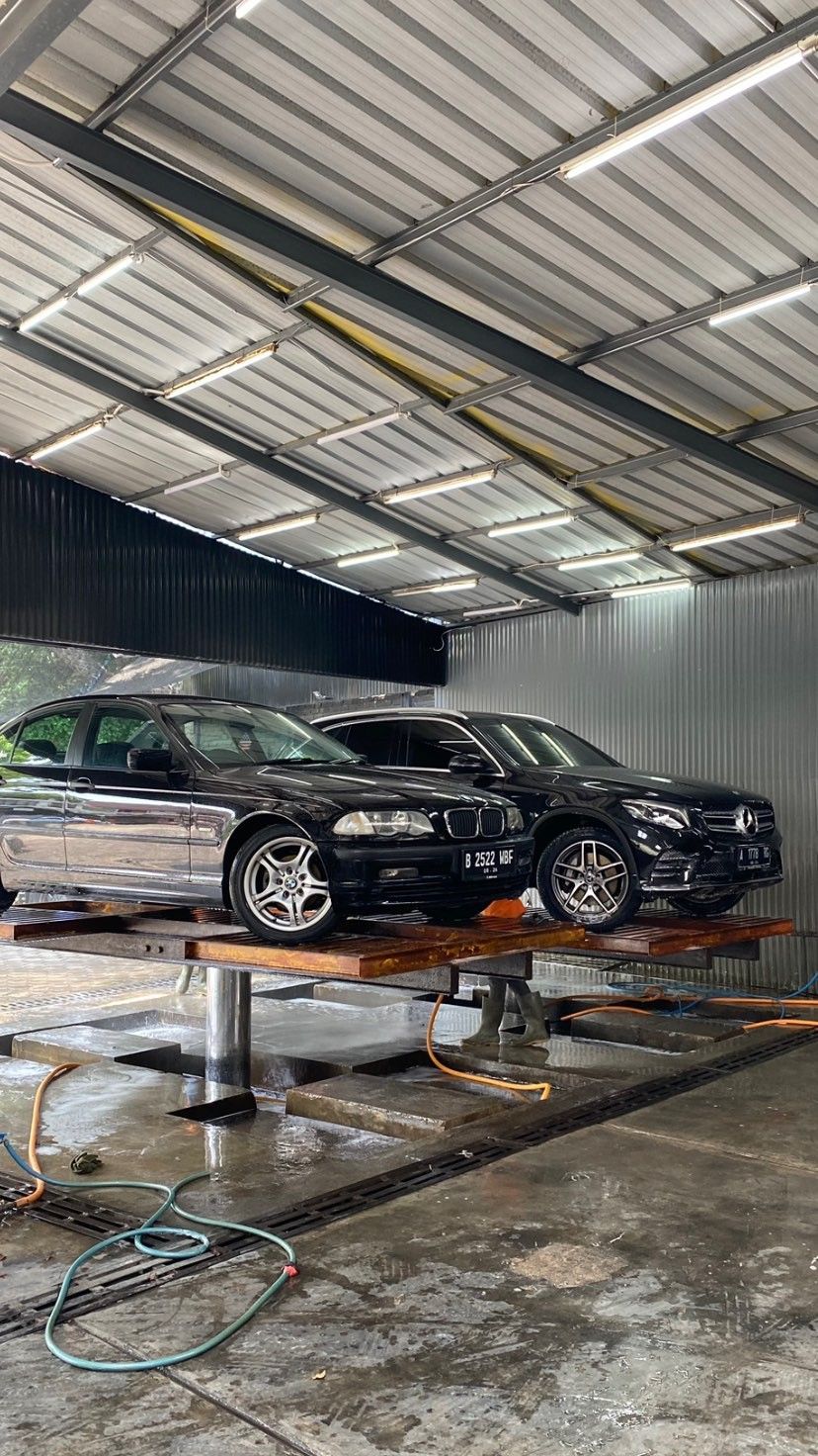 Luxury car detailing Rajpura - BMW Audi Mercedes